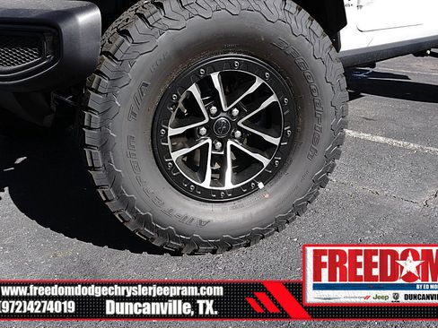 New 2026 Jeep Wrangler Willys AWD/4WD image 9