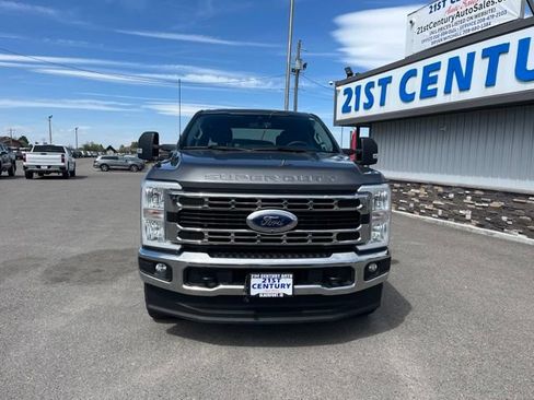 Used 2023 Ford F350 XLT w/ 360-Degree Camera Package AWD/4WD image 2
