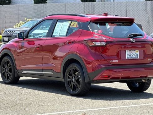 Used 2024 Nissan Kicks SR w/ SR Premium Package image 6