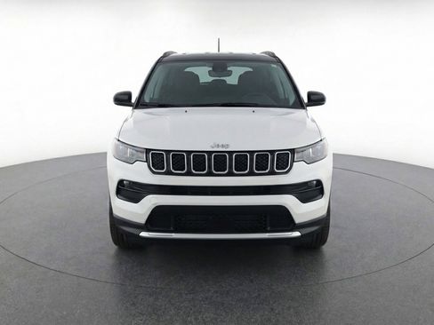 Used 2025 Jeep Compass Limited image 2