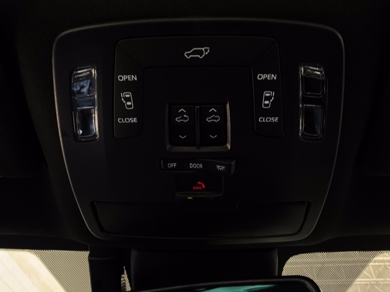 New 2026 Toyota Sienna XLE Woodland Edition AWD/4WD image 20
