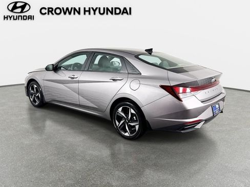 Certified 2023 Hyundai Elantra SEL w/ Convenience Package FWD image 7