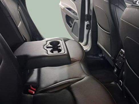 Used 2025 Jeep Compass Limited AWD/4WD image 16