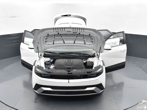 New 2025 Hyundai Ioniq 5 SEL image 39