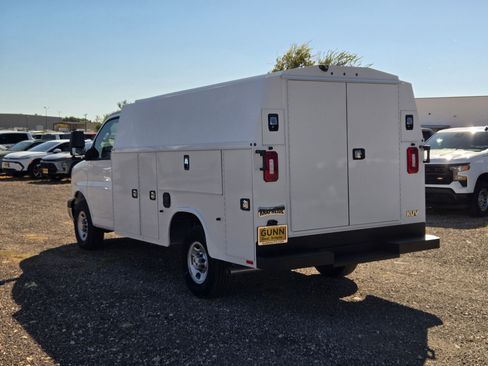 New 2025 Chevrolet Express 3500 w/ Power Convenience Package image 5