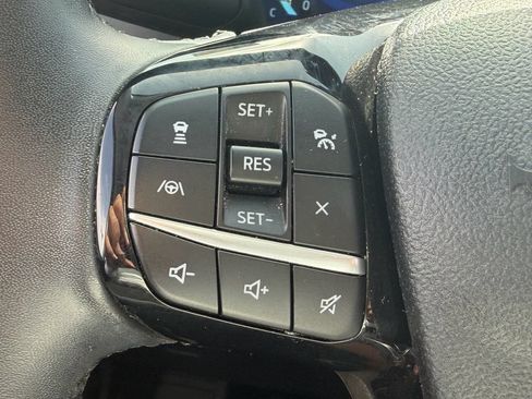 Used 2022 Ford Escape Titanium AWD/4WD image 27