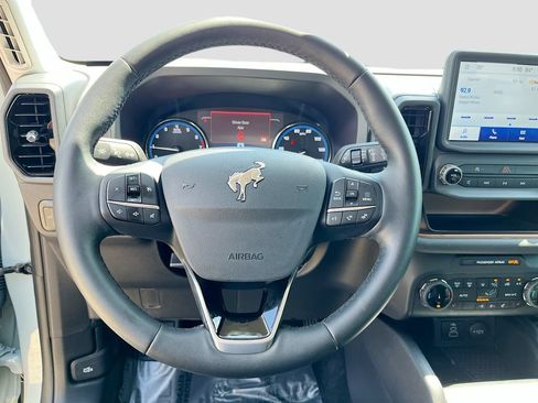 Used 2024 Ford Bronco Sport Outer Banks w/ Tech Package AWD/4WD image 11