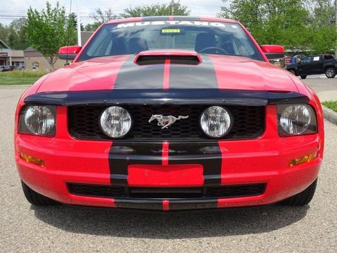 Used 2006 Ford Mustang Premium image 7