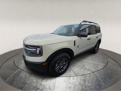Used 2025 Ford Bronco Sport Big Bend w/ Convenience Package AWD/4WD image 3
