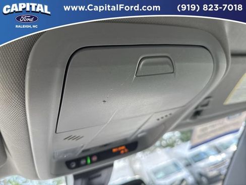 Used 2022 Chevrolet Equinox LT AWD/4WD image 32