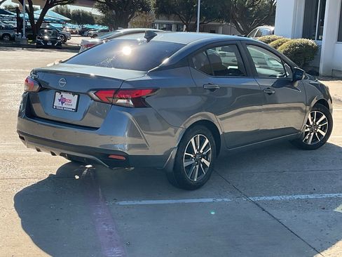 New 2025 Nissan Versa SV image 5