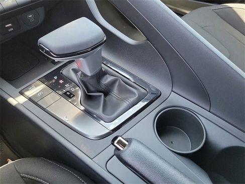 New 2025 Hyundai Elantra Sport image 11