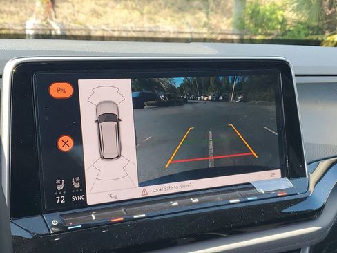 New 2026 Volkswagen Atlas Peak Edition image 25