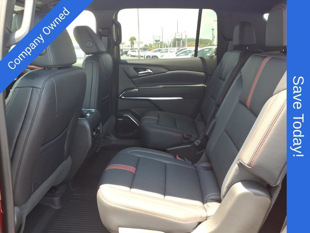 New 2026 Chevrolet Traverse RS FWD image 14