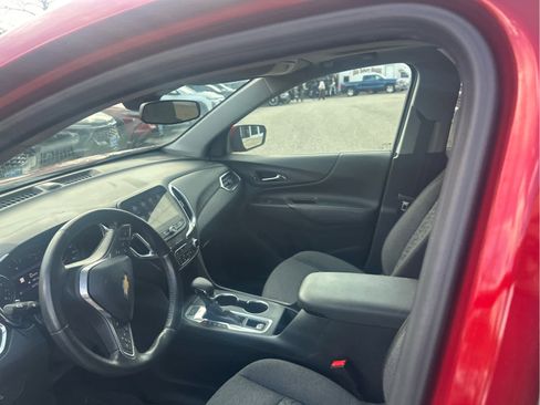 Used 2022 Chevrolet Equinox LT image 12