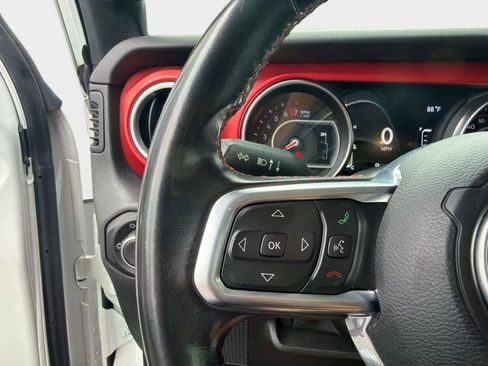 Used 2019 Jeep Wrangler Unlimited Rubicon AWD/4WD image 27
