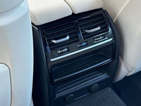 Used 2019 BMW 530e w/ M Sport Package image 13