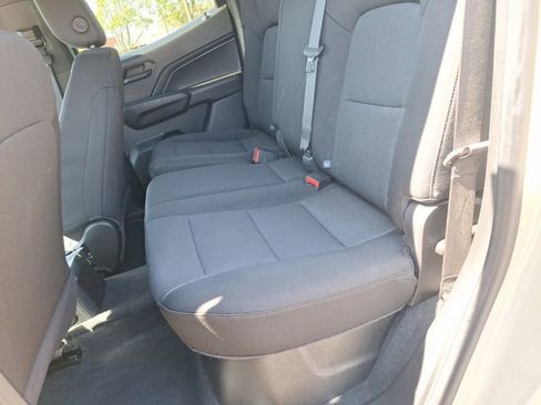 Used 2024 Chevrolet Colorado W/T image 13