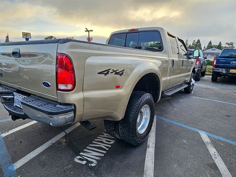 Used 2001 Ford F350 Lariat image 6