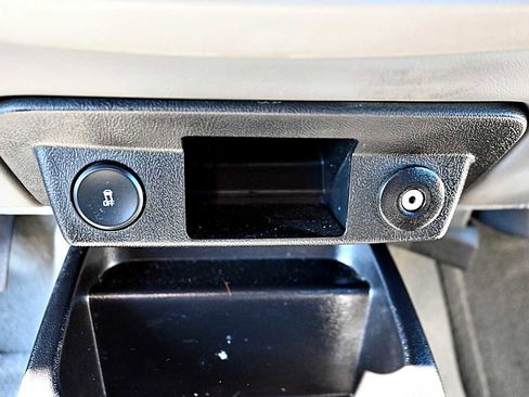 Used 2011 Ford Ranger XLT image 18