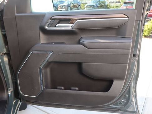 Used 2025 Chevrolet Silverado 1500 LT RWD image 25