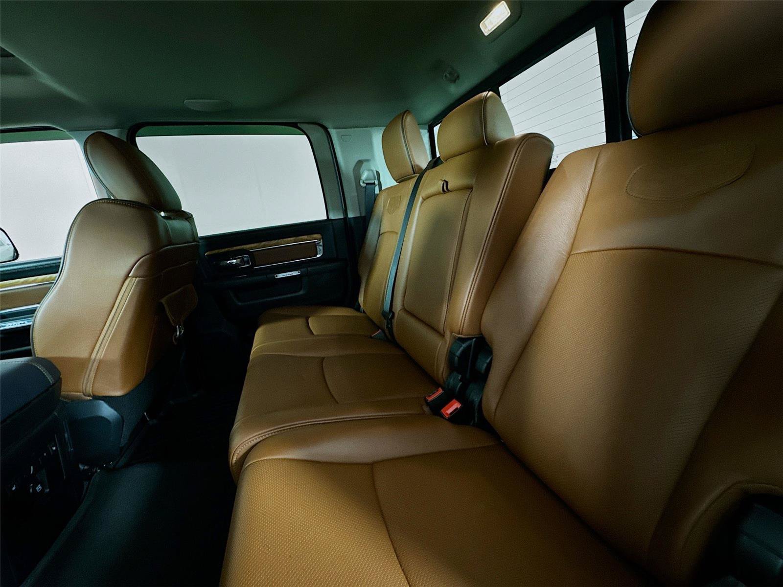 Used 2018 RAM 3500 Laramie Longhorn w/ Convenience Group AWD/4WD image 18