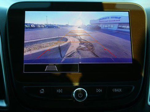 Used 2025 Chevrolet Malibu LT image 15