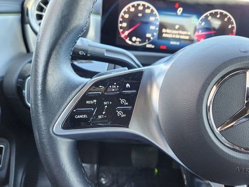 Used 2025 Mercedes-Benz CLA 250 4MATIC image 16