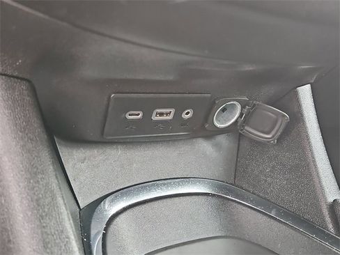 Used 2024 Chevrolet Malibu LT image 27