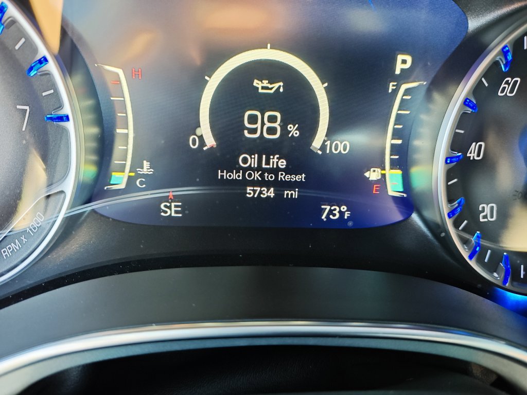 Used 2026 Chrysler Pacifica Limited FWD image 19