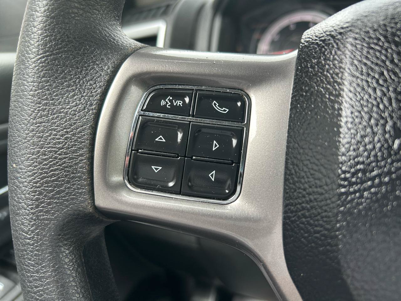 Used 2021 RAM 1500 Classic SLT w/ Protection Group AWD/4WD image 17