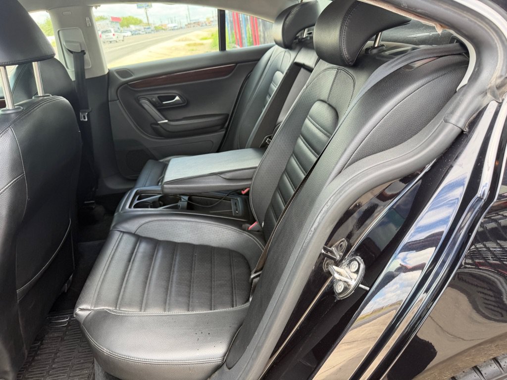 Used 2012 Volkswagen CC Lux Limited FWD image 21