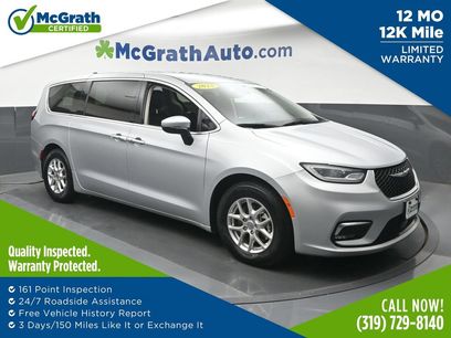 Used 2023 Chrysler Pacifica Touring-L