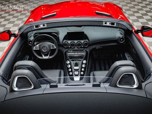Used 2018 Mercedes-Benz AMG GT C image 36