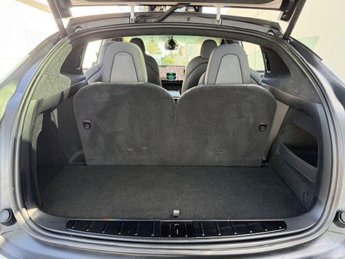 Used 2022 Tesla Model X Plaid image 17
