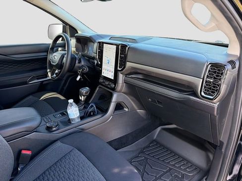 Used 2025 Ford Ranger XLT AWD/4WD image 13