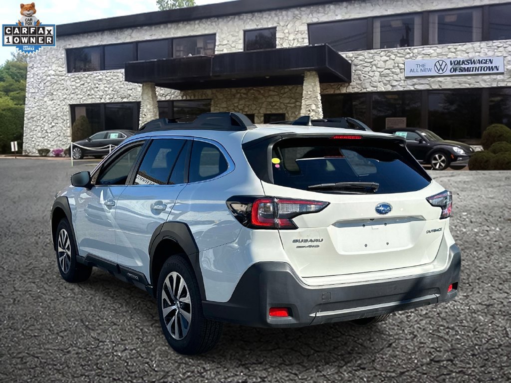 Used 2024 Subaru Outback Premium AWD/4WD image 6
