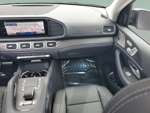Certified 2026 Mercedes-Benz GLS 450 4MATIC image 12