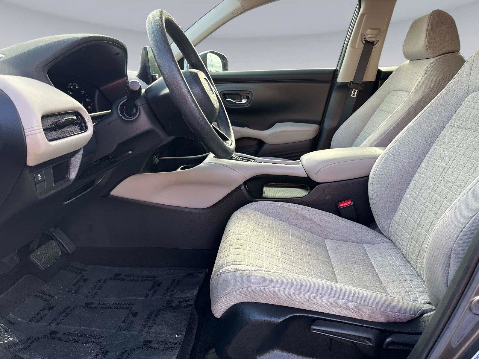 Certified 2024 Honda HR-V LX image 18