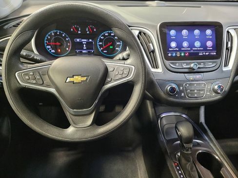 Used 2022 Chevrolet Malibu LT FWD image 22