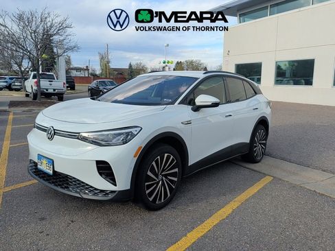 Used 2024 Volkswagen ID.4 Pro image 2