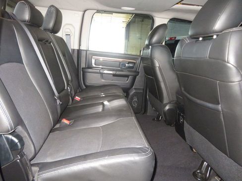 Used 2015 RAM 2500 Laramie w/ Protection Group image 29