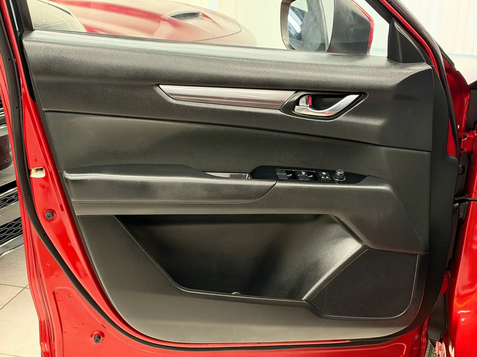 Used 2017 MAZDA CX-5 Sport FWD image 16