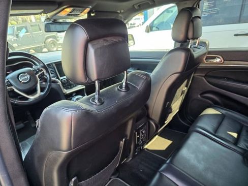 Used 2014 Jeep Grand Cherokee Limited image 20