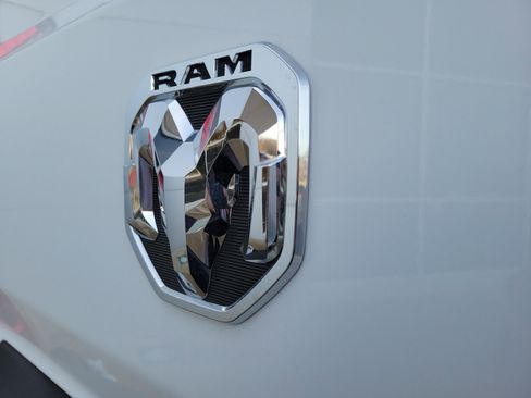 Used 2025 RAM ProMaster 2500 w/ Convenience Group FWD image 23