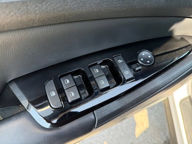Certified 2023 Kia Sportage EX FWD image 17