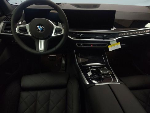 Used 2026 BMW X5 xDrive40i w/ M Sport Package image 24
