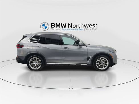 New 2026 BMW X5 xDrive50e w/ Executive Package AWD/4WD image 5