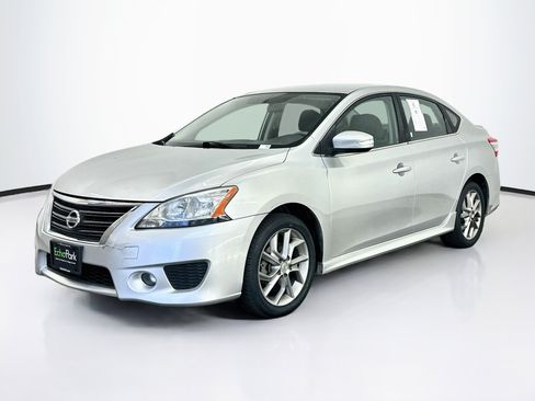 Used 2015 Nissan Sentra SR FWD image 3