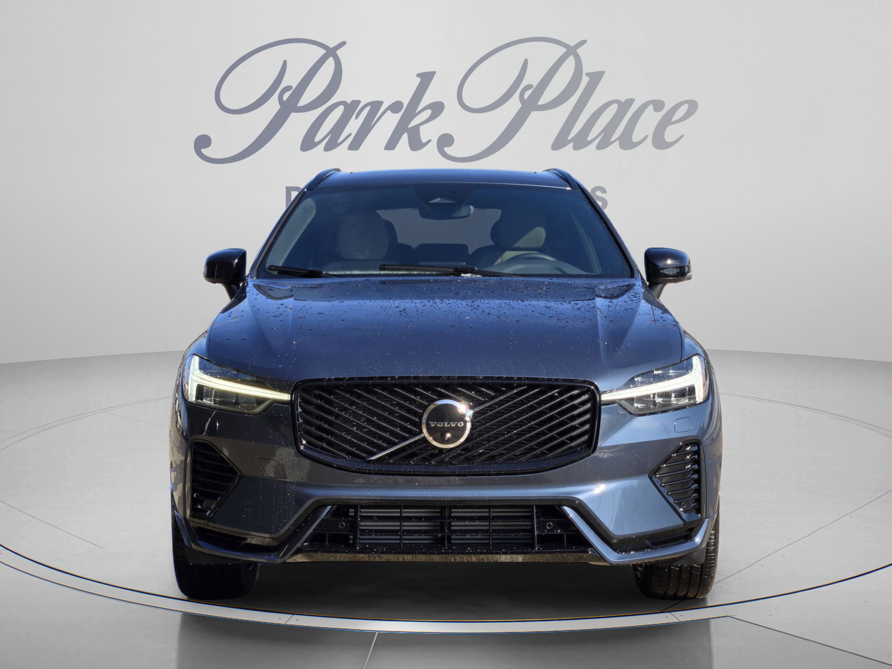 Used 2026 Volvo XC60 T8 Plus w/ Protection Package Premier AWD/4WD image 9